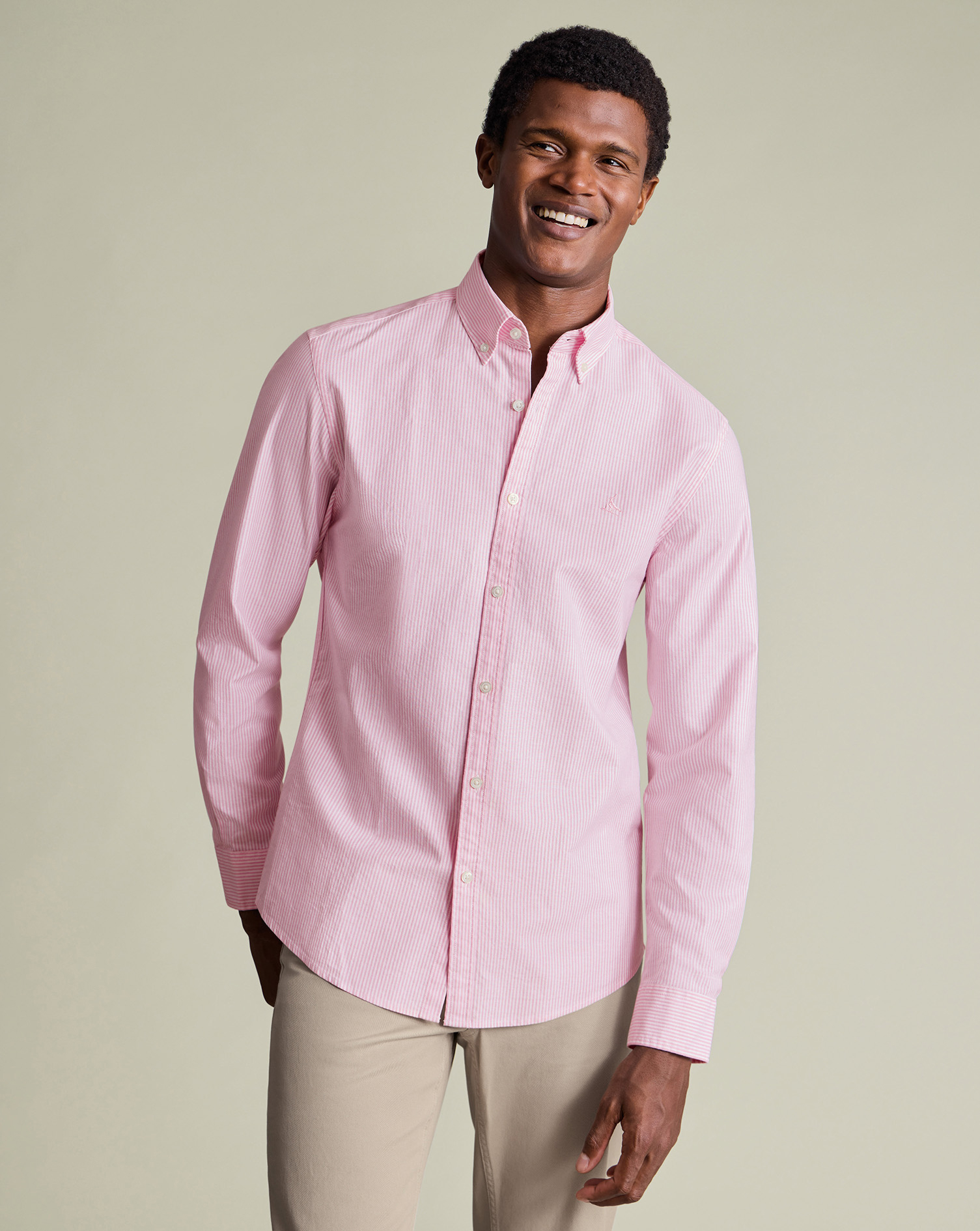 CSC0023PNK_MODEL_UNTUCKED_01