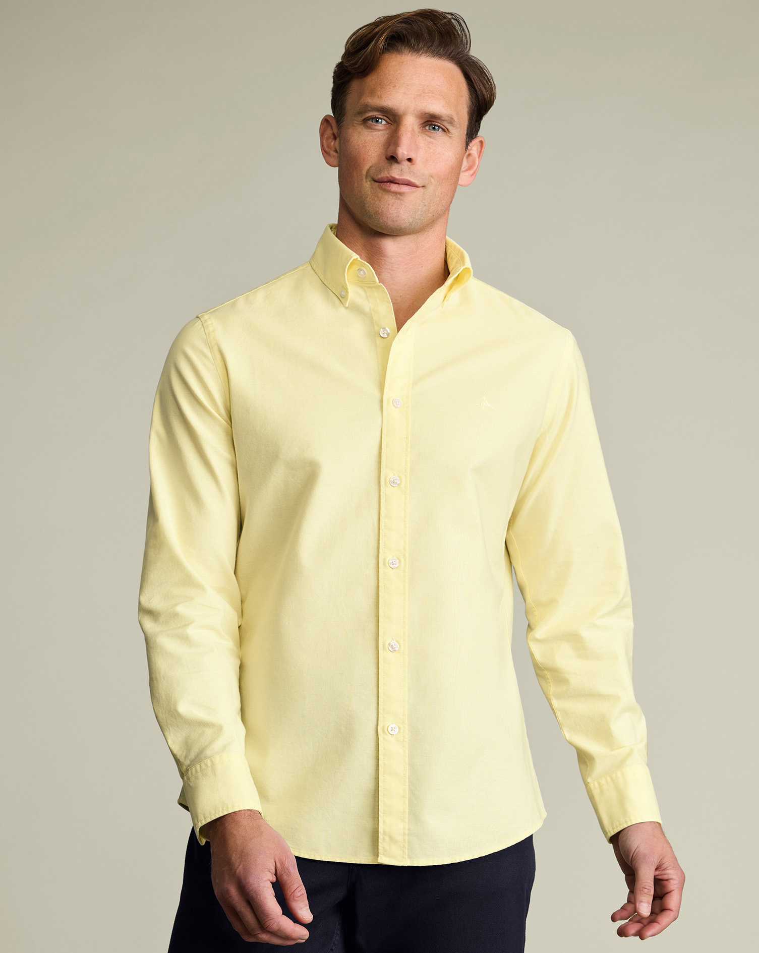 CSC0031LMN_MODEL_UNTUCKED_03
