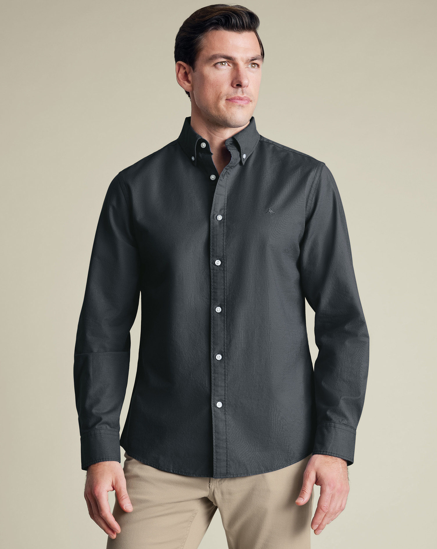 CSC0031SLG_MODEL_UNTUCKED_01
