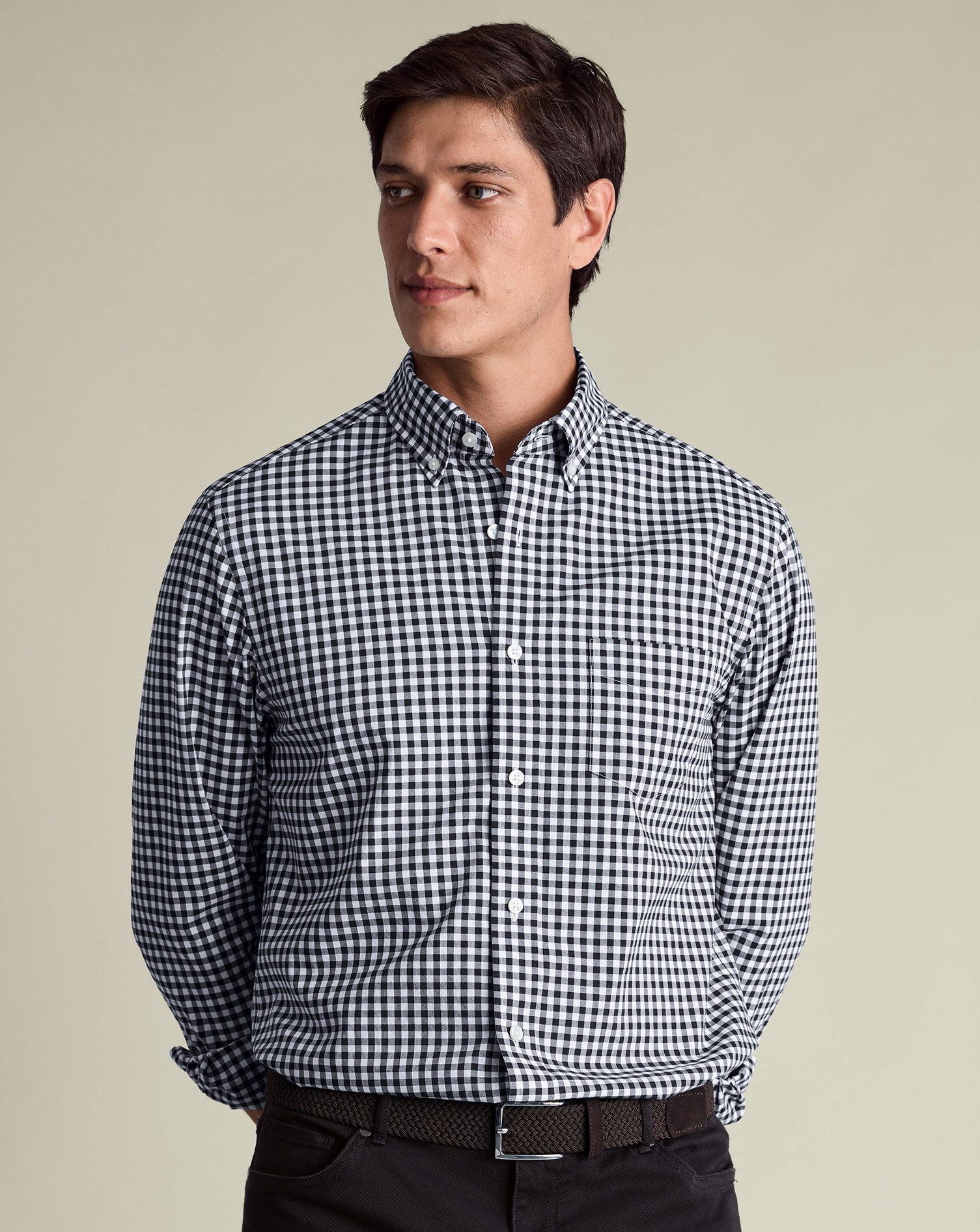 CSC0039DNY_MODEL_TUCKED_01