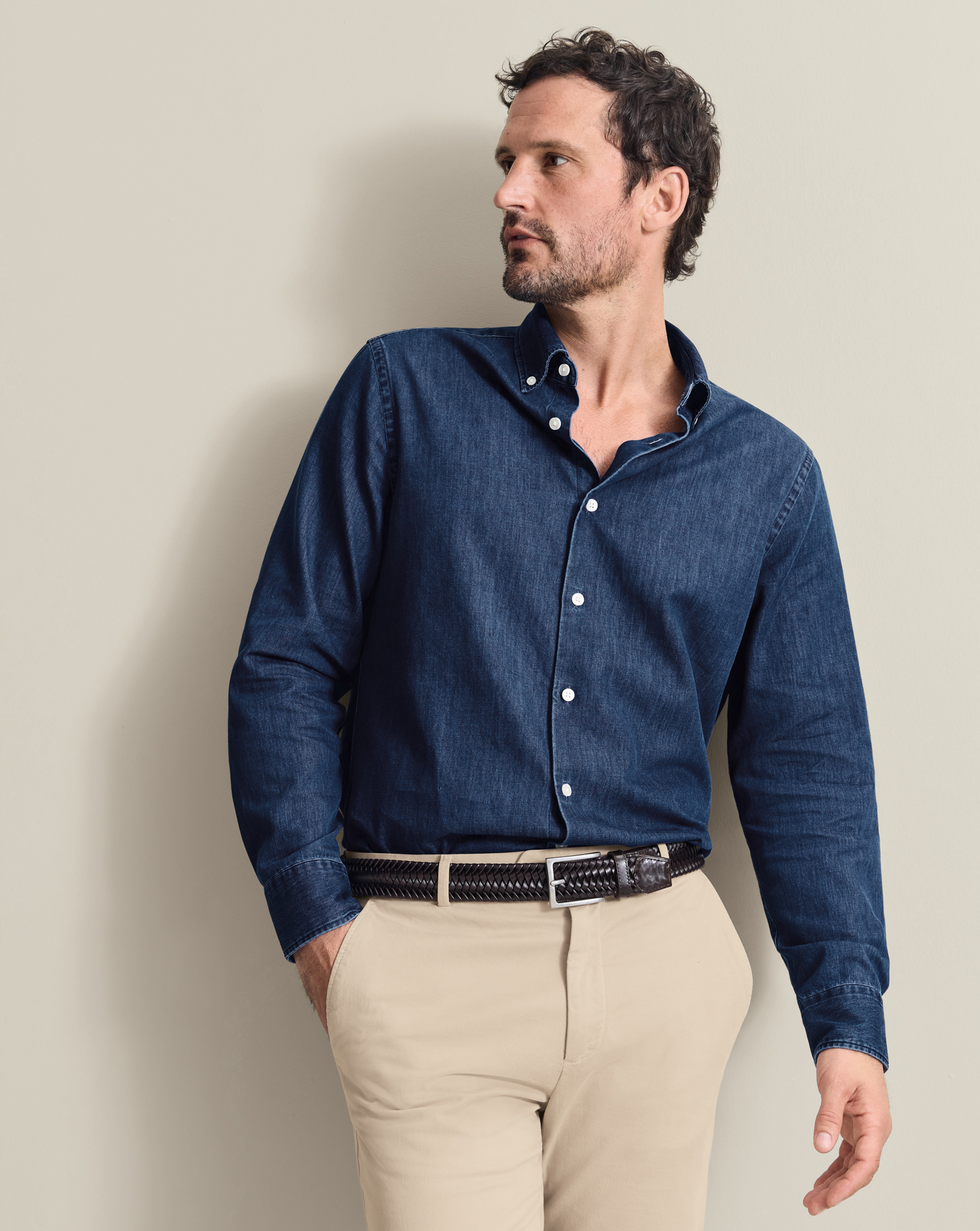 CSC0072IDG_MODEL_TUCKED_01