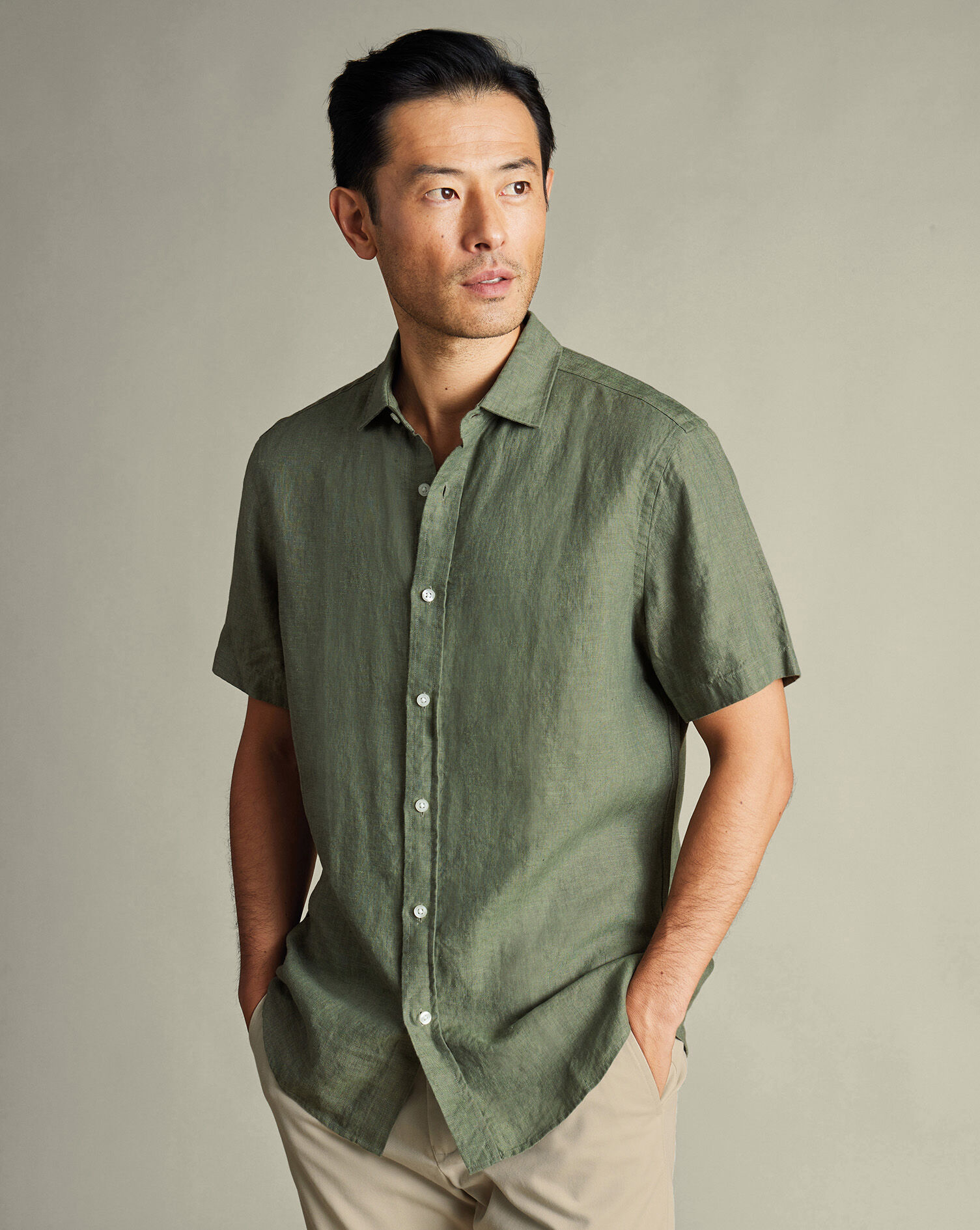 CSH0018OLV_MODEL_UNTUCKED