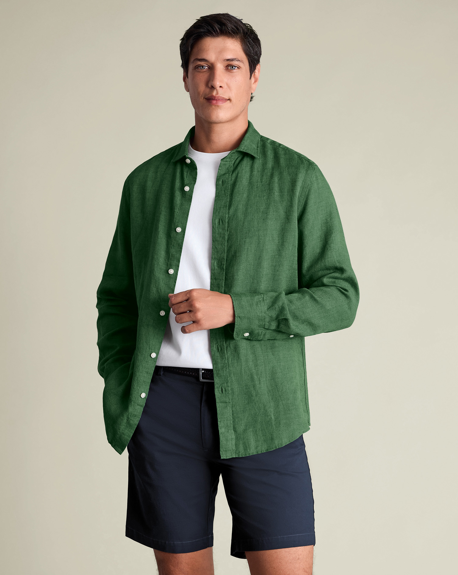 CSH0022GRN_MODEL_UNTUCKED_01