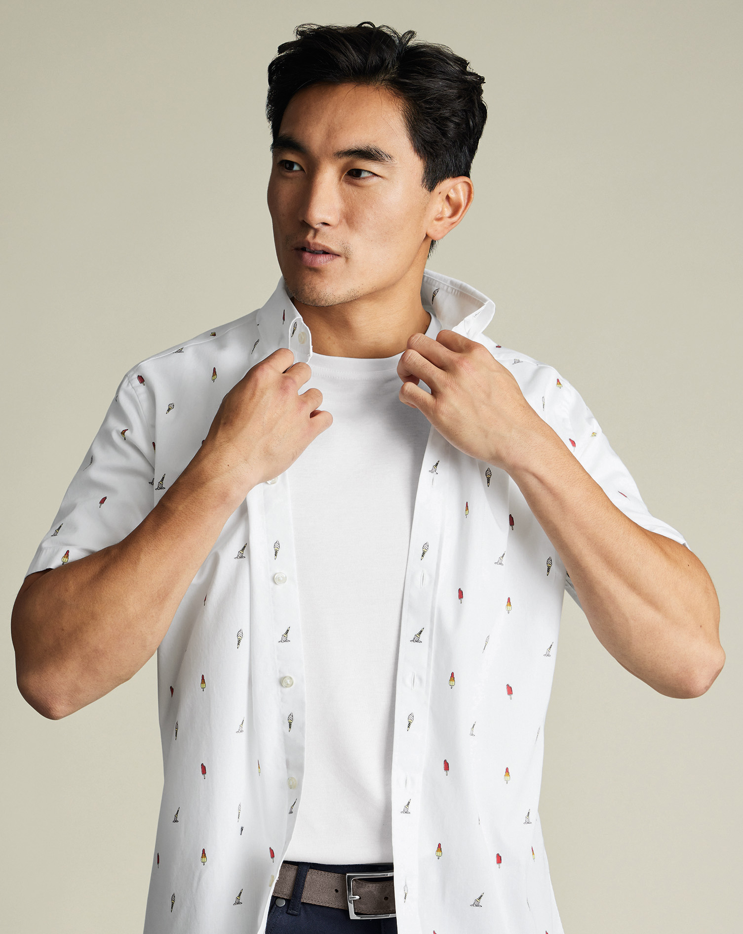 CSP0007WHT_MODEL_CROP