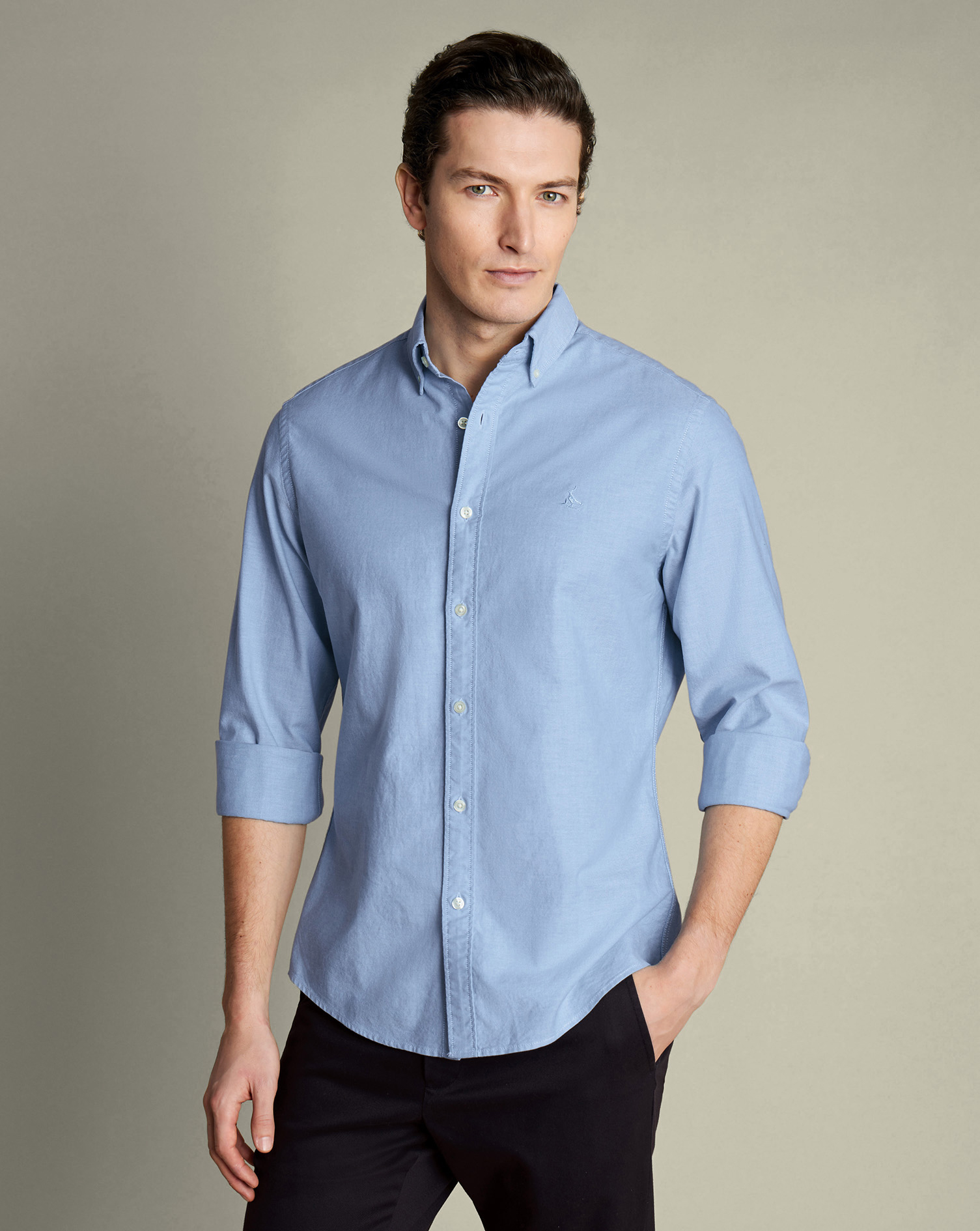 CSR0905SKY_MODEL_UNTUCKED