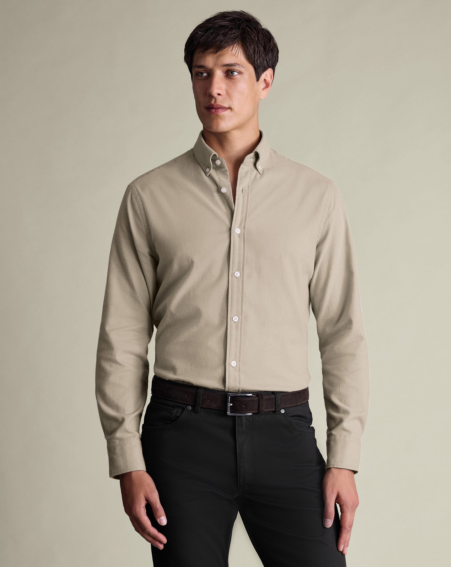 CSW0012TPE_MODEL_TUCKED