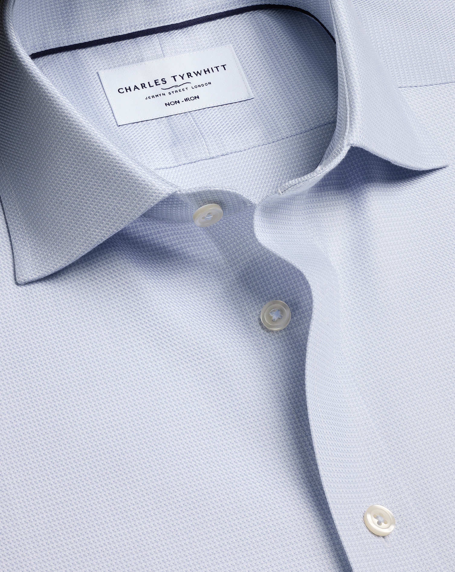 FOA0019CEB_COLLAR_DETAIL_01