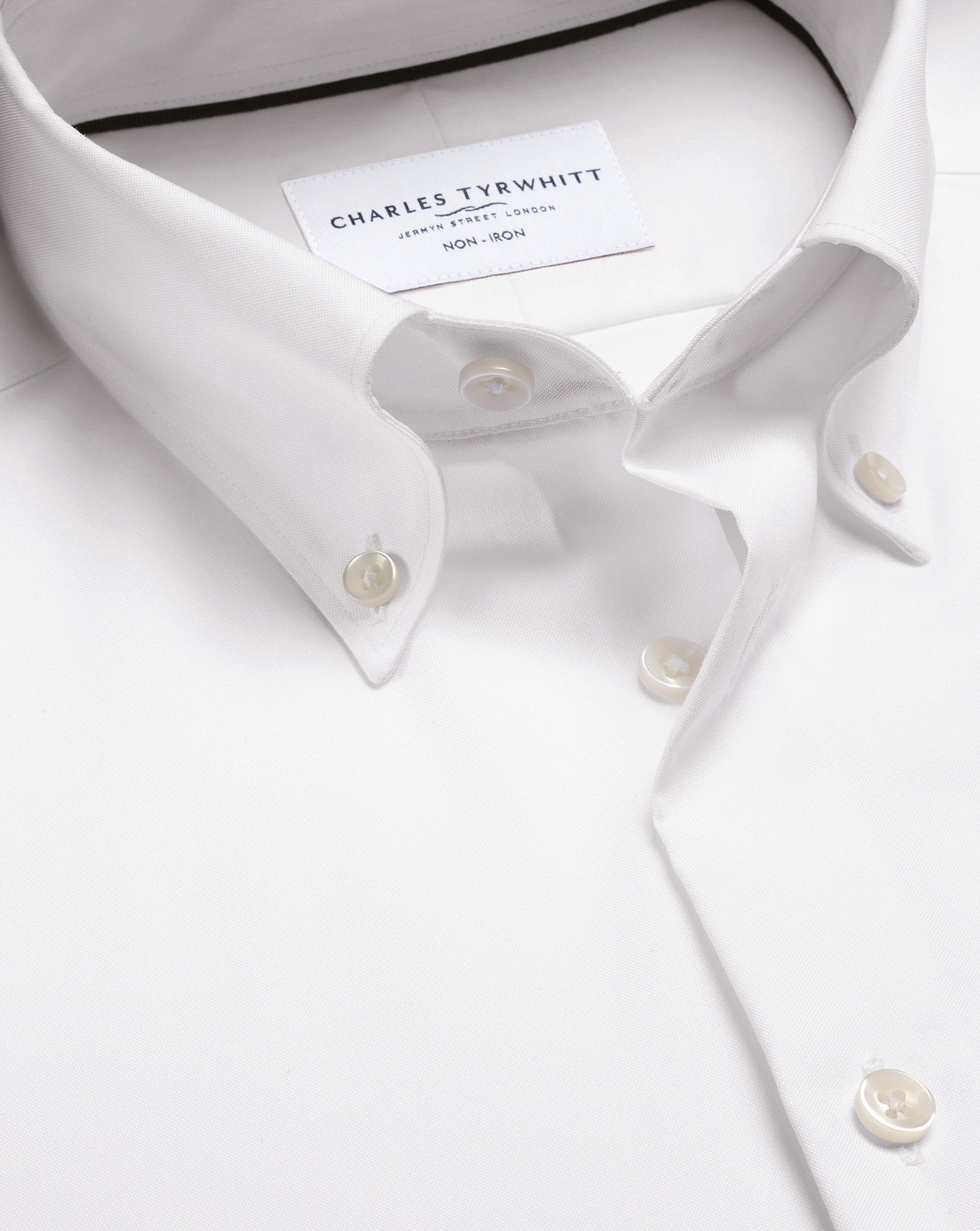 FOB0188WHT_COLLAR_DETAIL_01