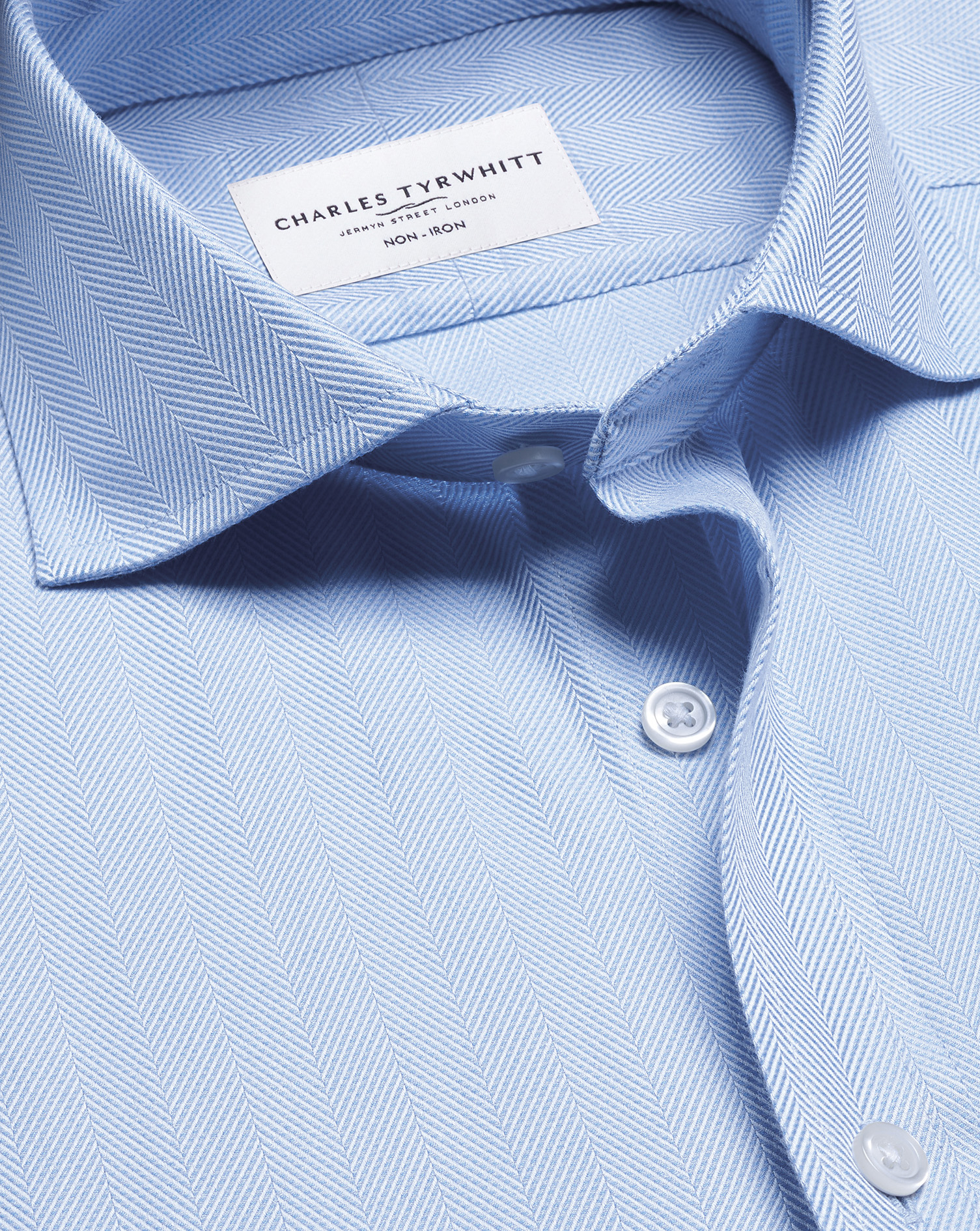 FON0677SKY_COLLAR_DETAIL_01