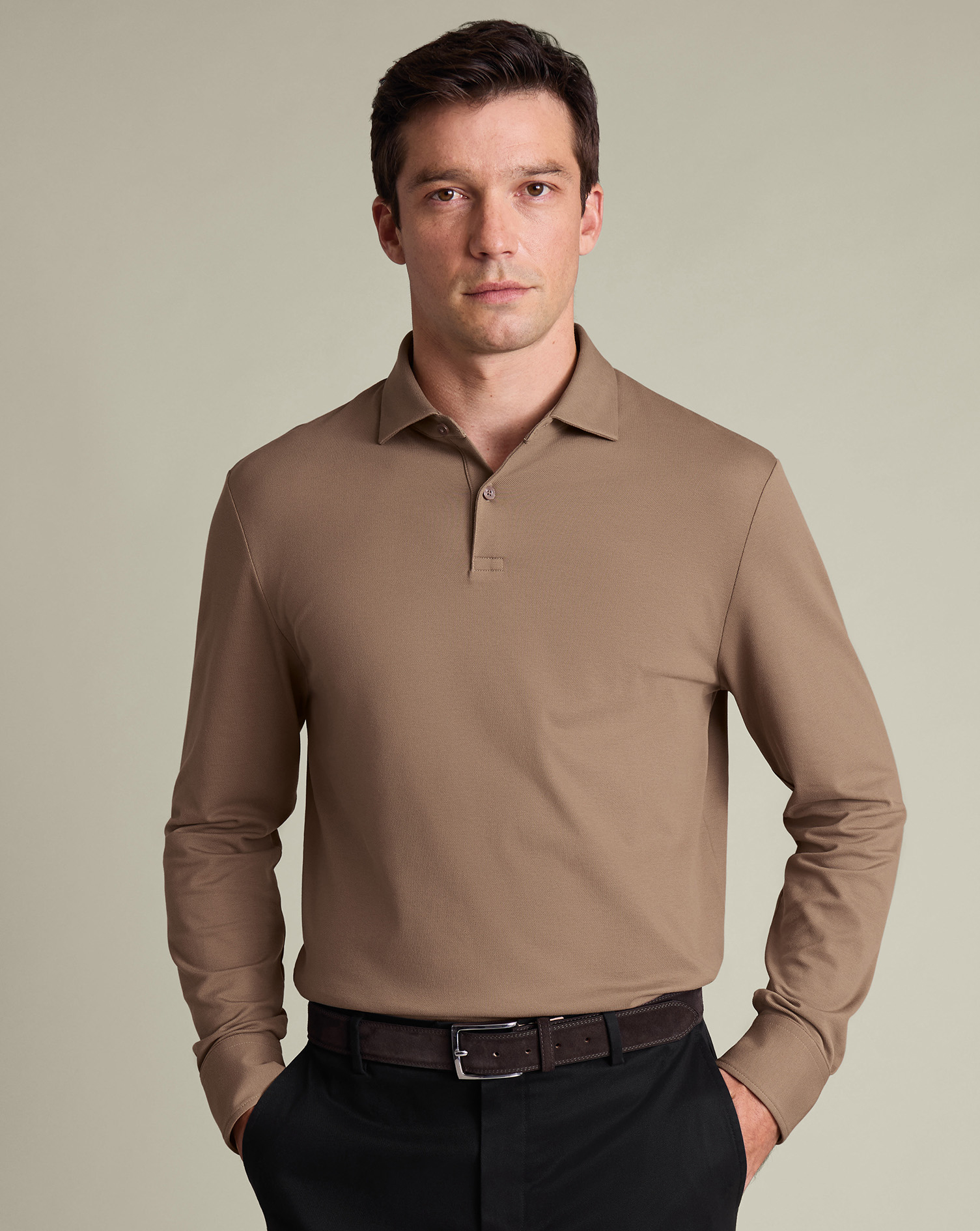 JEP0453CAM_MODEL_FRONT