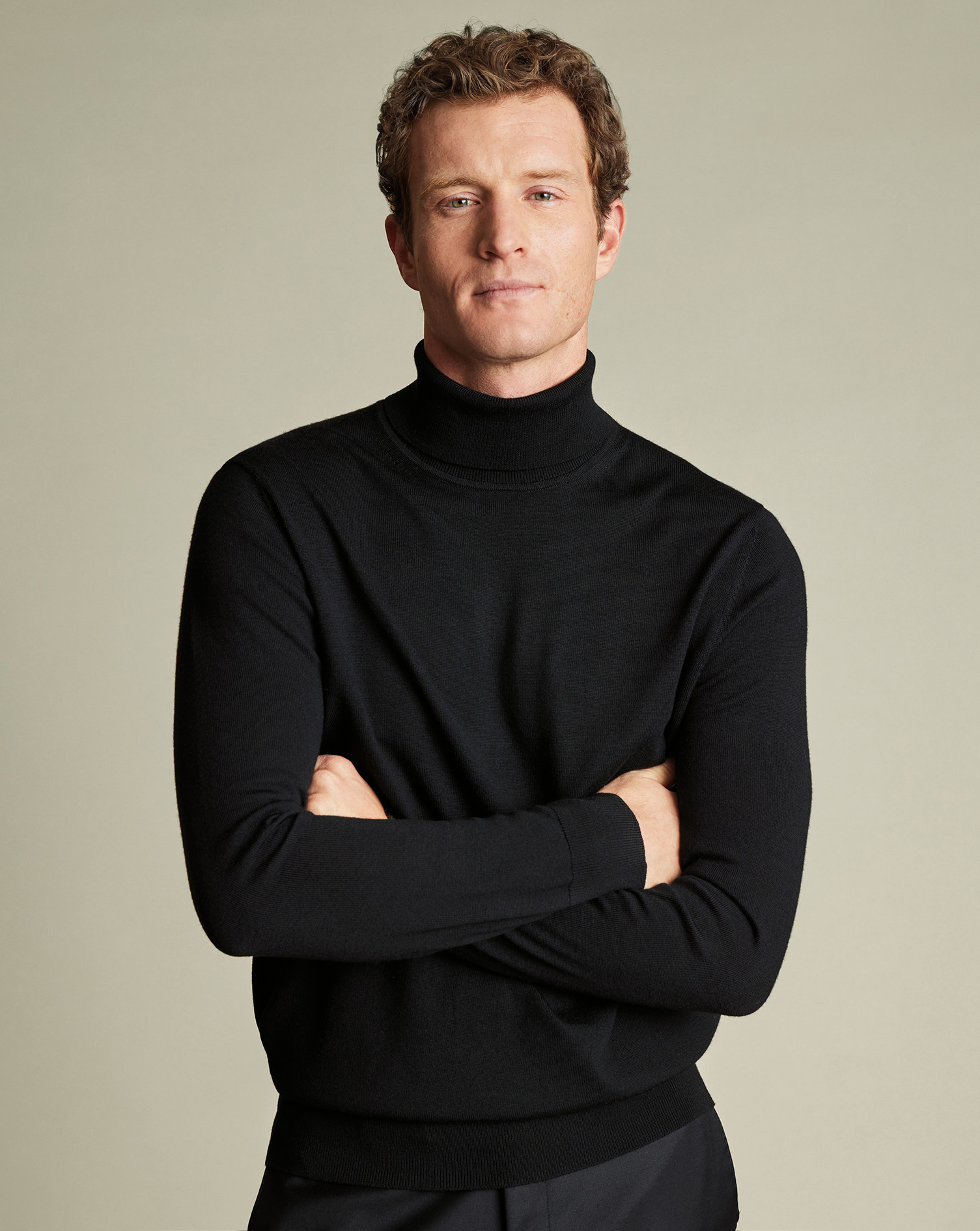 KNJ0070BLK_MODEL_FRONT