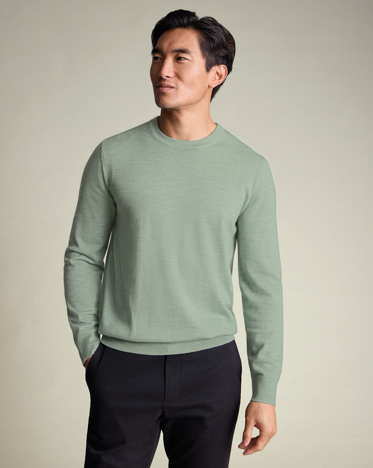 KNM0009PTG_MODEL_FRONT
