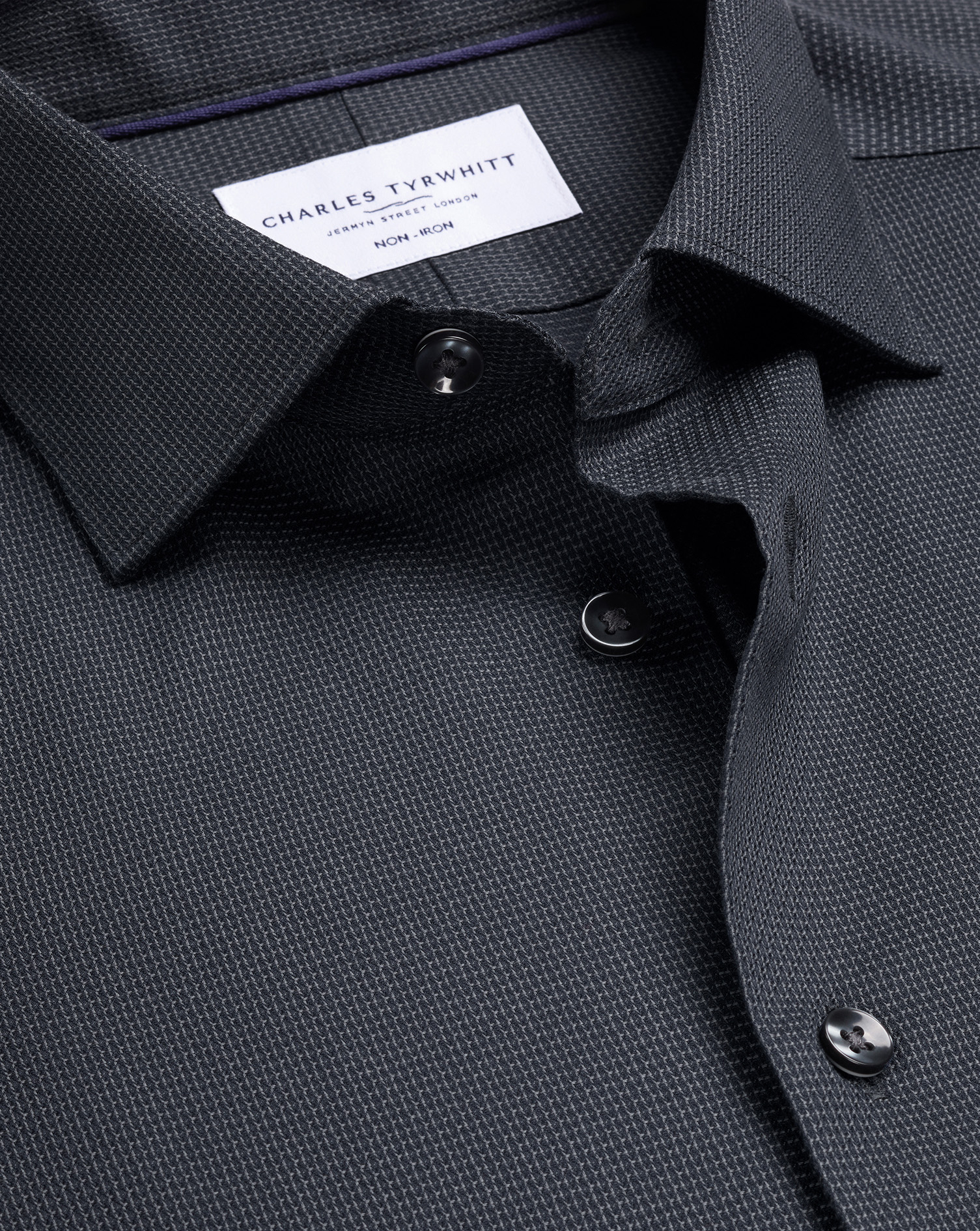 SCS0081CHA_COLLAR_DETAIL_01