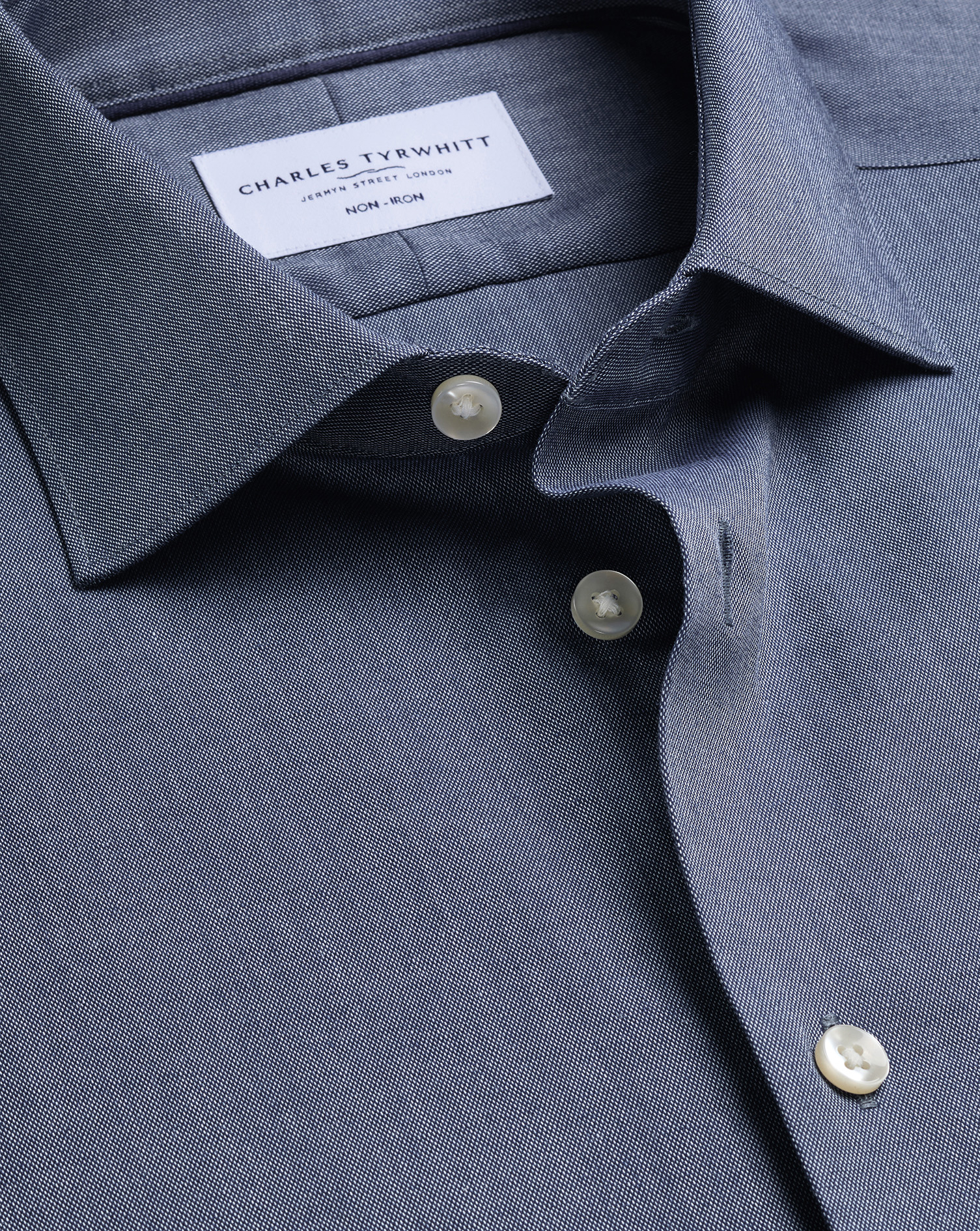 SCS0113NAV_COLLAR_DETAIL_01