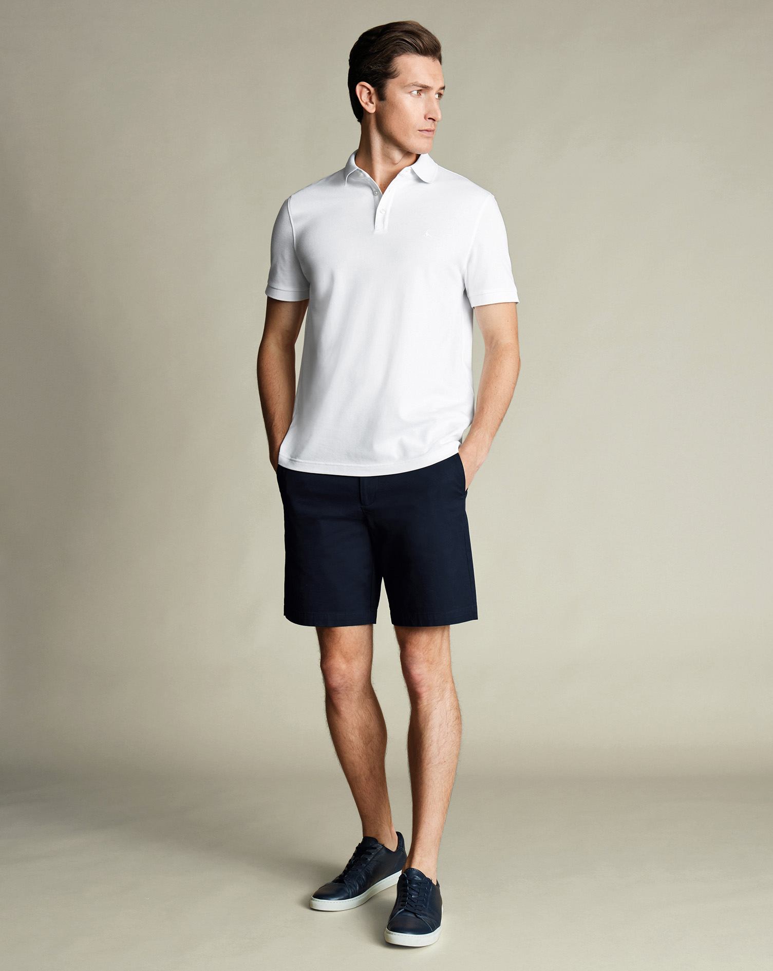 TRH0045DNY_MODEL_FULL_FRONT