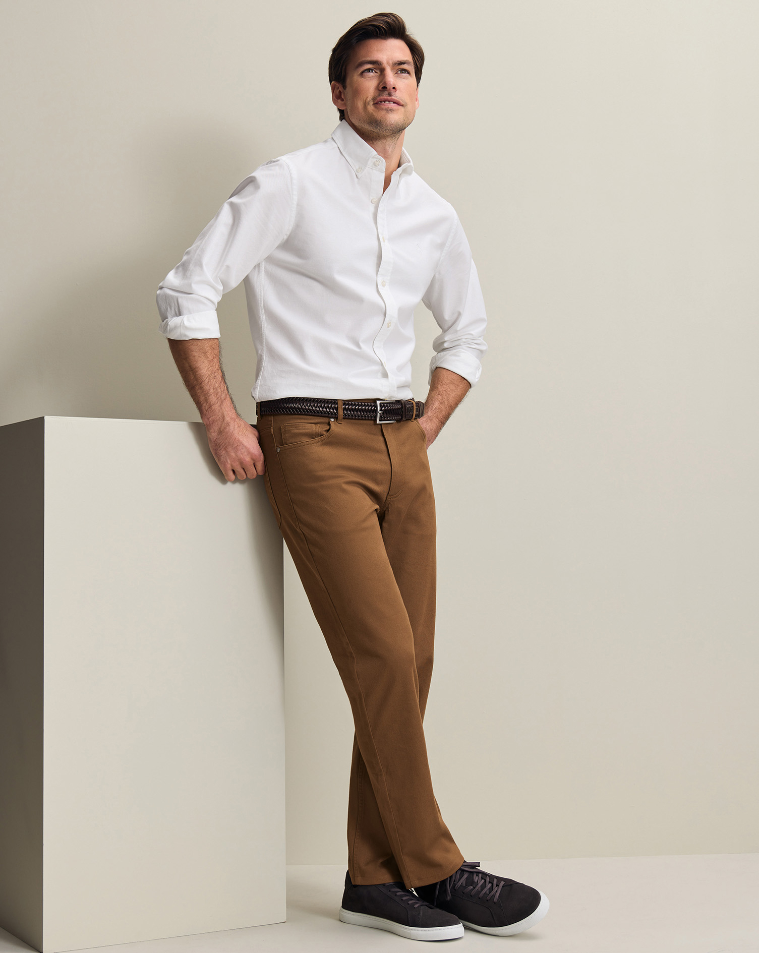 TRJ0036TFE_MODEL_FULL_01
