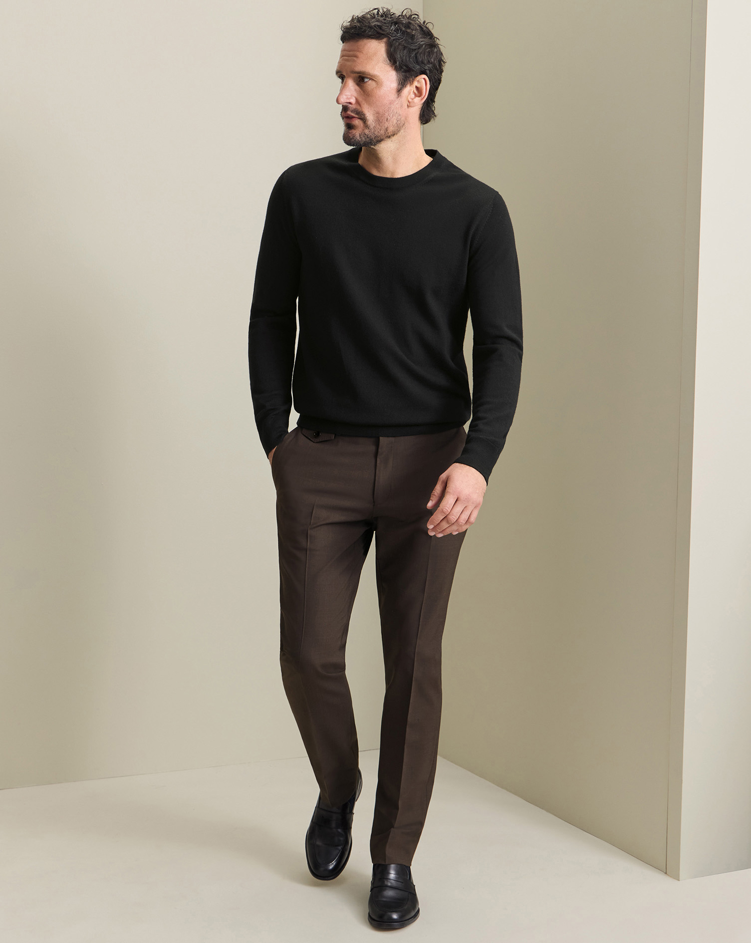 TRT0455CHC_MODEL_FULL_FRONT_01